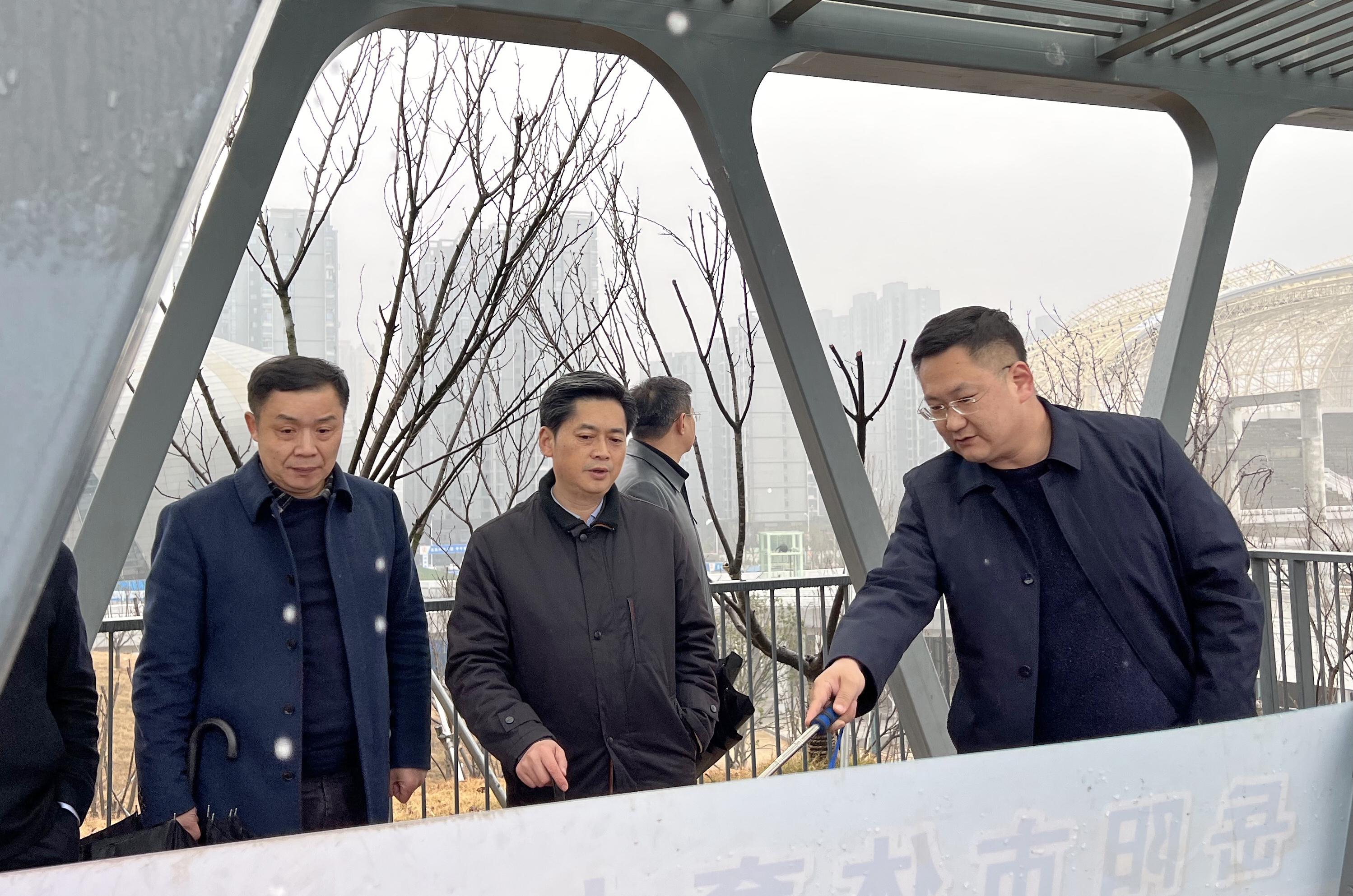 1月24日下午，趙岳平率隊調(diào)研省運會場館建設(shè)工作.jpg